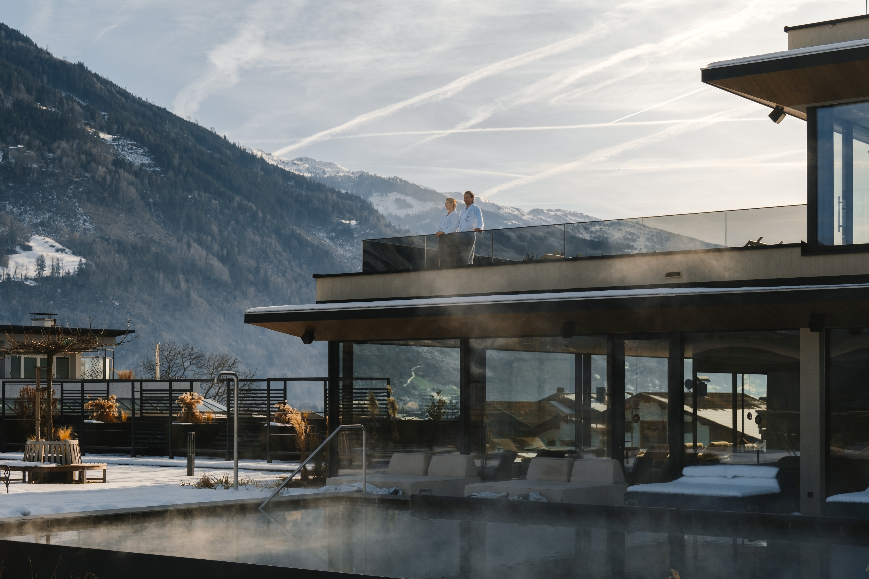 HELD - Hotel & SPA 4S Außenpool im Winter