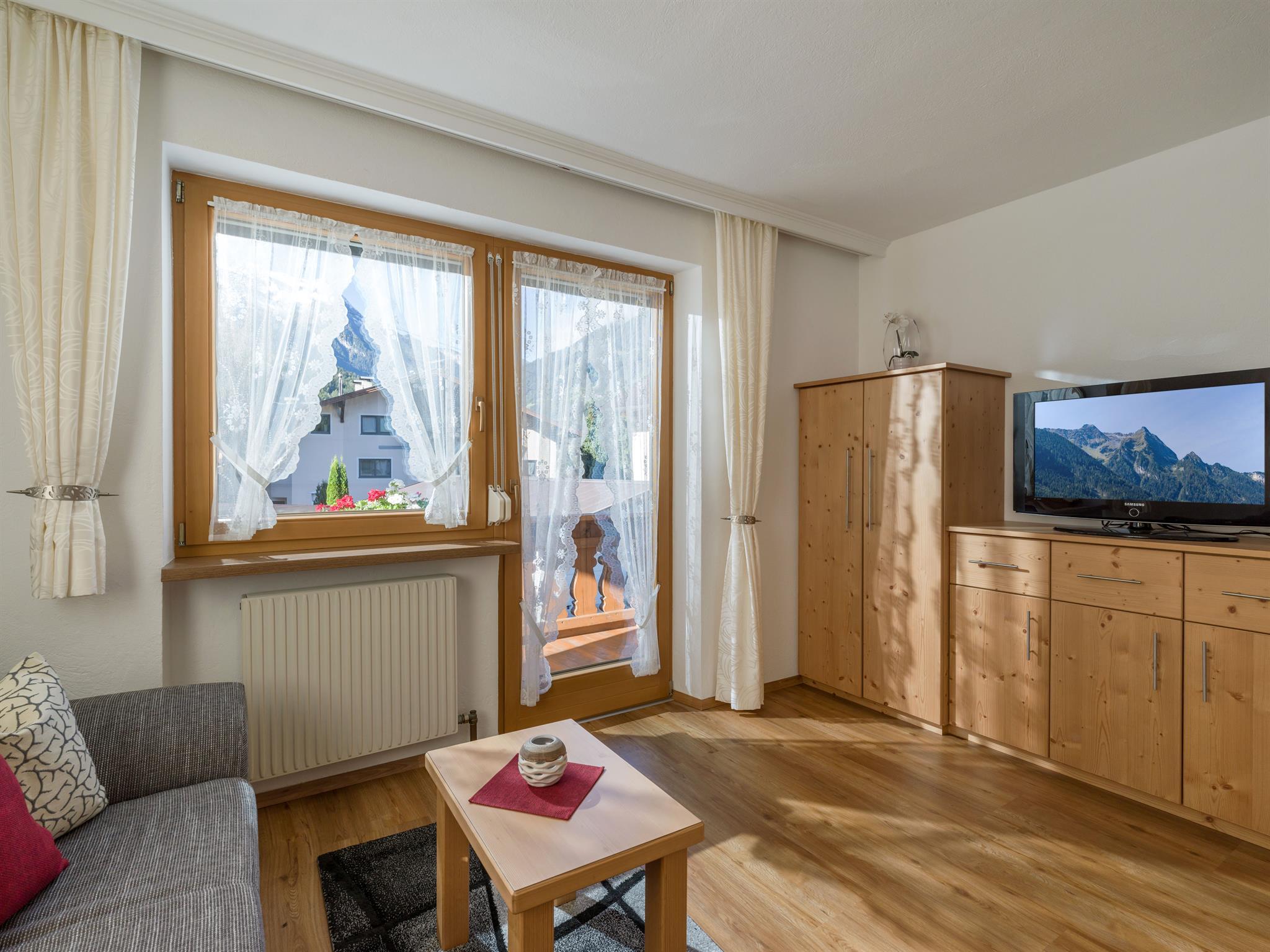 feratel-Apart Romana - Apart_Romana_Kumbichl_870_Mayrhofen_Wohnzimmer_1