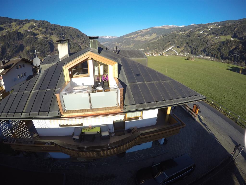 feratel-Ferienwohnungen Flörl - Unser schöner Balkon in Ferienwohnung Gerlosstein