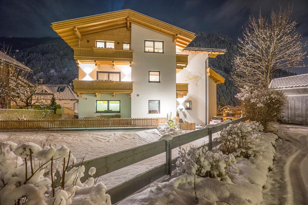 feratel-Apart Dengg - Hausansicht Winter2