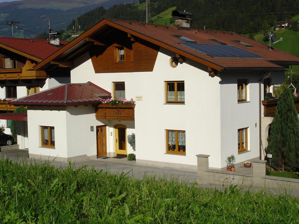 feratel-Ansicht_Haus-Sommer