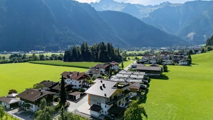 feratel-Landhaus & Gästehaus Schneeberger / Walchenhof - Gaestehaus_Schneeberger_Burgstall_362_Mayrhofen_08