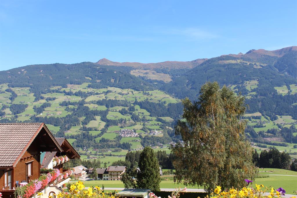 feratel-Ferienwohnung Claudia - Talblick Sommer