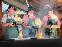 mys-Festgemeinschaft Schmankerlfest-Schmankerlfest Schmankerlfest 2026 in the village centre of Hippach