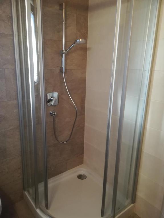 feratel-Wiesenhof - Zillertal_Wiesenhof_Ferienwohnung Eva_Badezimmer_D