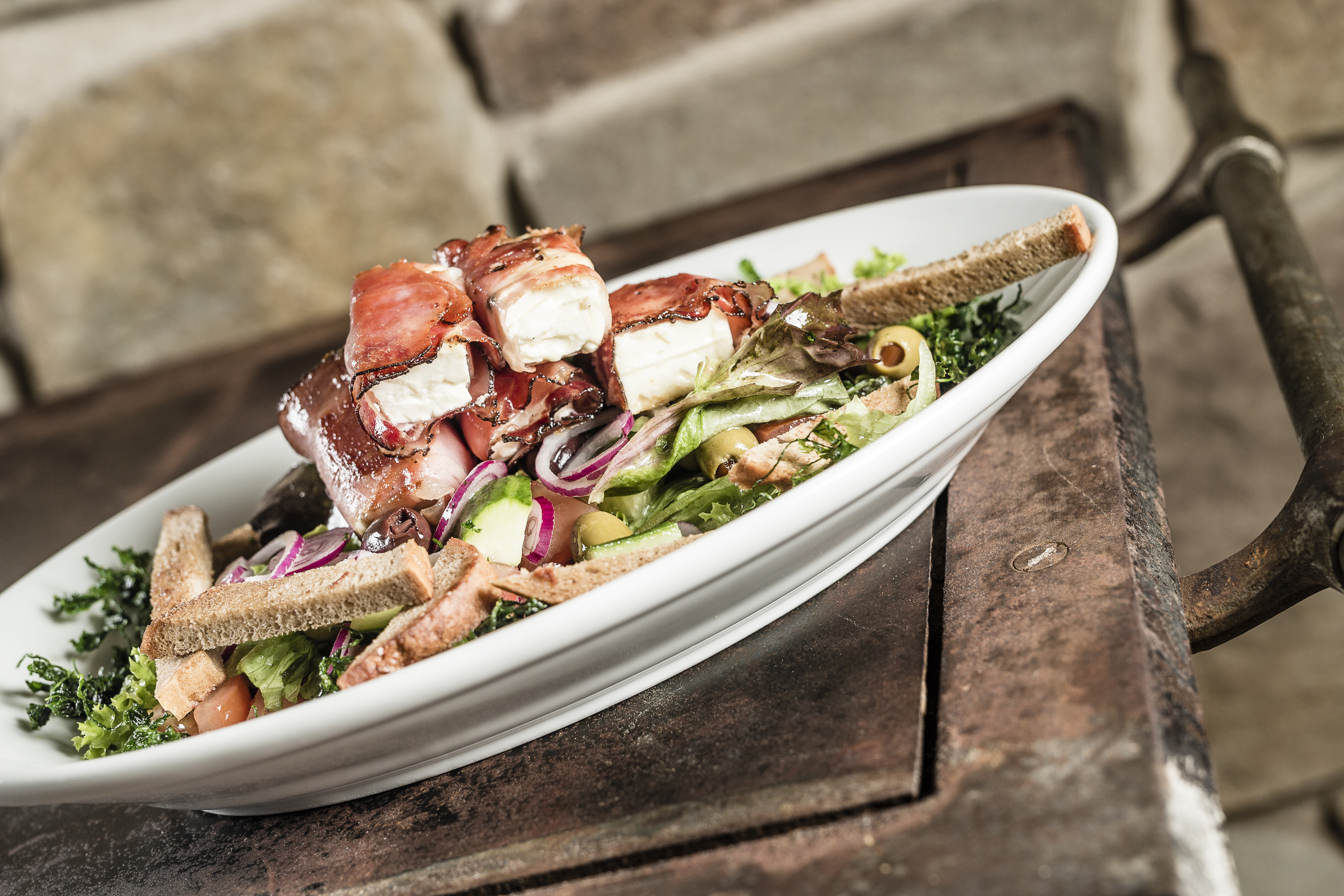 mys-Half-board 4-course menu with main course selection from Standlwirt's à la carte menu and daily menu-Restaurant Standlwirt