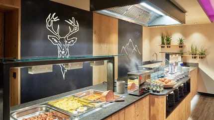 mys-NEPO Breakfast at Hotel Neue Post-NEPO Frühstück