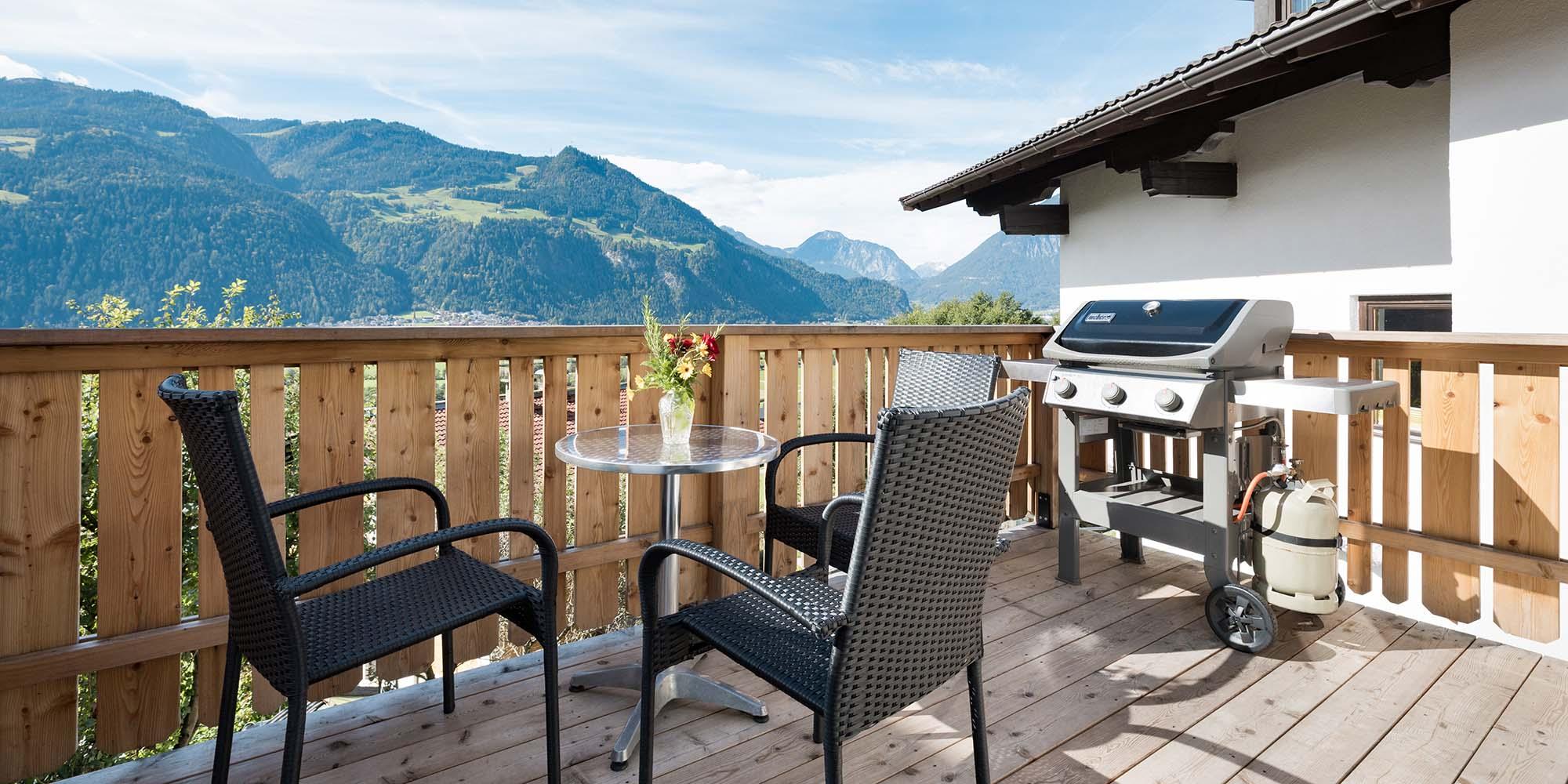 feratel-Apart Sunnseitn - Apart_Sunnseitn_Ausblick_Bruck_am_Ziller_Terrasse