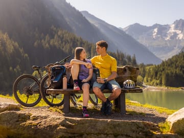 mhf-sommer-biken-mayrhofen-stilluptal-foto-phillip-geisler.jpg Cycling & Mountain Bike Tours