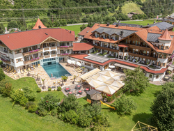feratel-Hotel Edenlehen - Edenlehen Sommer Außenansicht