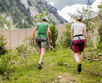 Pärchen beim Einstieg zum Klettersteig #Schlegeis131