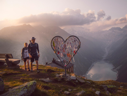 feratel-ElisabethHotel Premium Private Retreat-adults only - wandern-sommer-olpererhuette-foto-dominic-ebenbich
