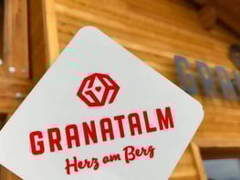 mys-Blechlawine am Berg - Granatalm-Granatalm Blechlawine am Berg - Granatalm