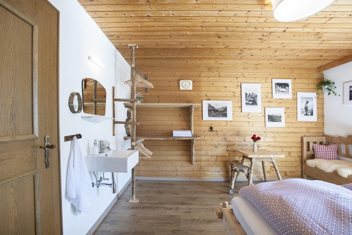 feratel-Haus Sonneneck - Doppelzimmer Bergblick