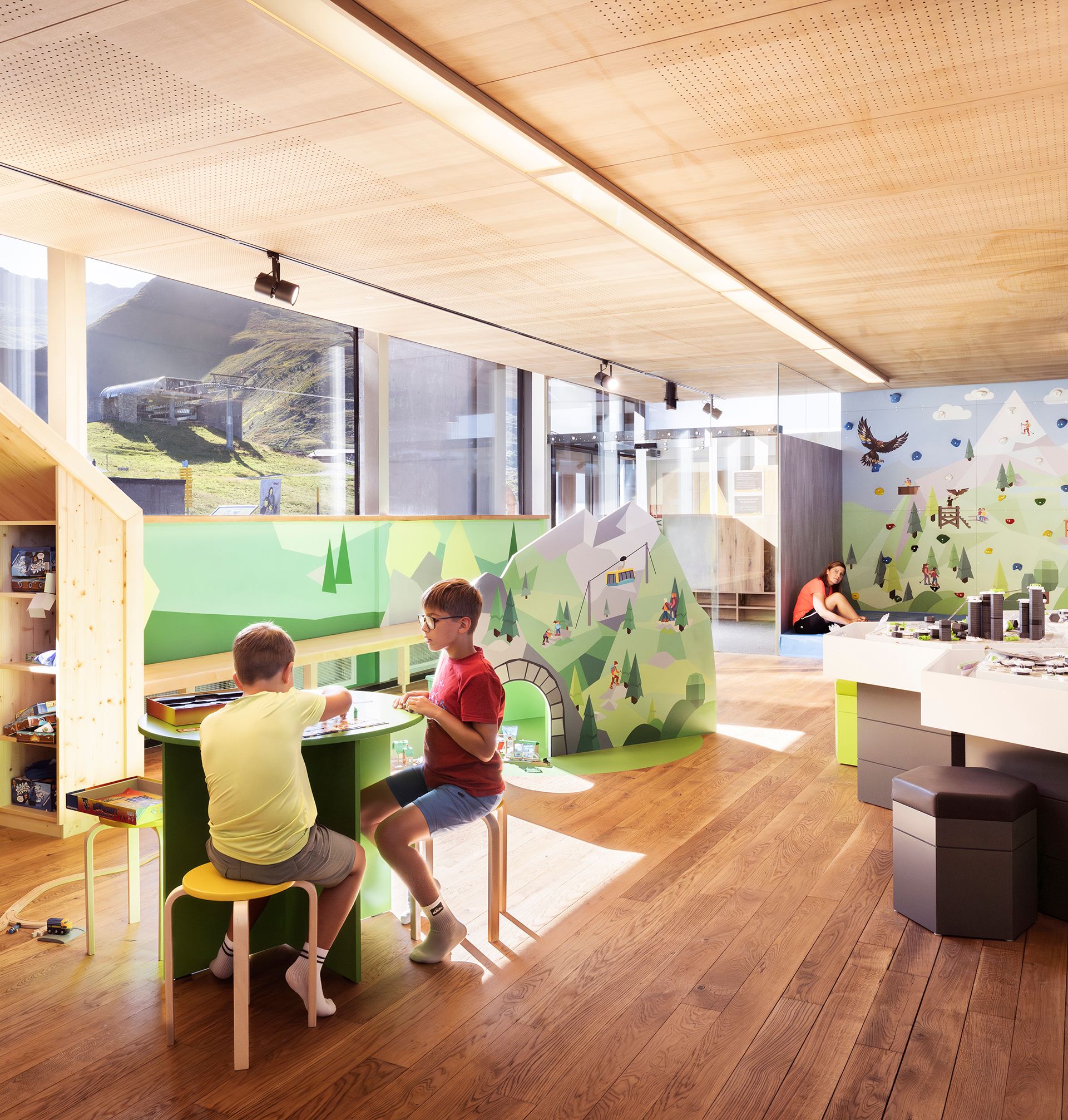 Children play in the AlbertAdler SpieleWelt by Ravensburger at Ahorn in Mayrhofen in the Zillertal