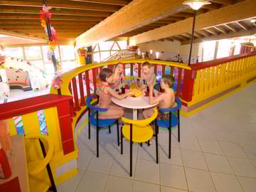 mhf-sommer-winter-gastronomie-hallenbad-foto-cicero-design-und-druck ©Cicero Design & Druck