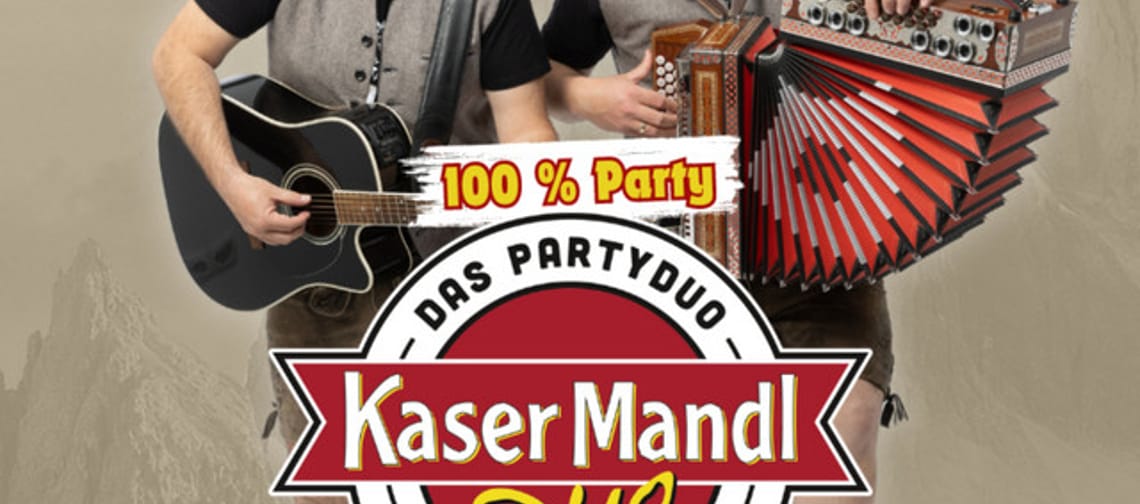 Zwei Männer mit Musikinstrumenten, lachen, im Vordergrund ein Logo für Kasermandl Duo und Party. Hintergrund ist neutral.