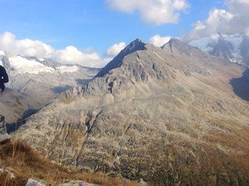 mys-Yoga in the Tux Alps-Yoga in den Tuxer Alpen
