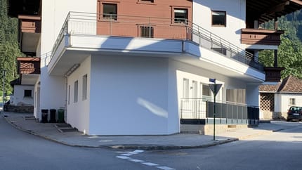 feratel-Ferienwohnung Moroder - Das Haus von der Strasse gesehen