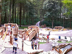 mys-Wassernaturspielplatz "Brindlang"-Naturspielplatz Brindlang