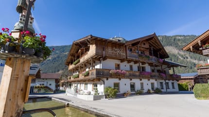 feratel-Aparthotel Landhaus Heim - Apart_Landhaus_Heim_Dorf_Haus_774_Mayrhofen_Haus_a