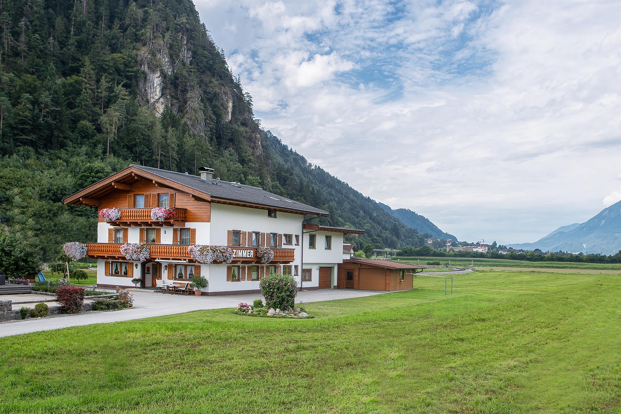 feratel-Gästehaus Ferienwohnungen Luxner - Gästehaus Luxner  Sommer