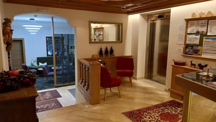 feratel-Hotel Garni Erler - Rezeption-Lounge