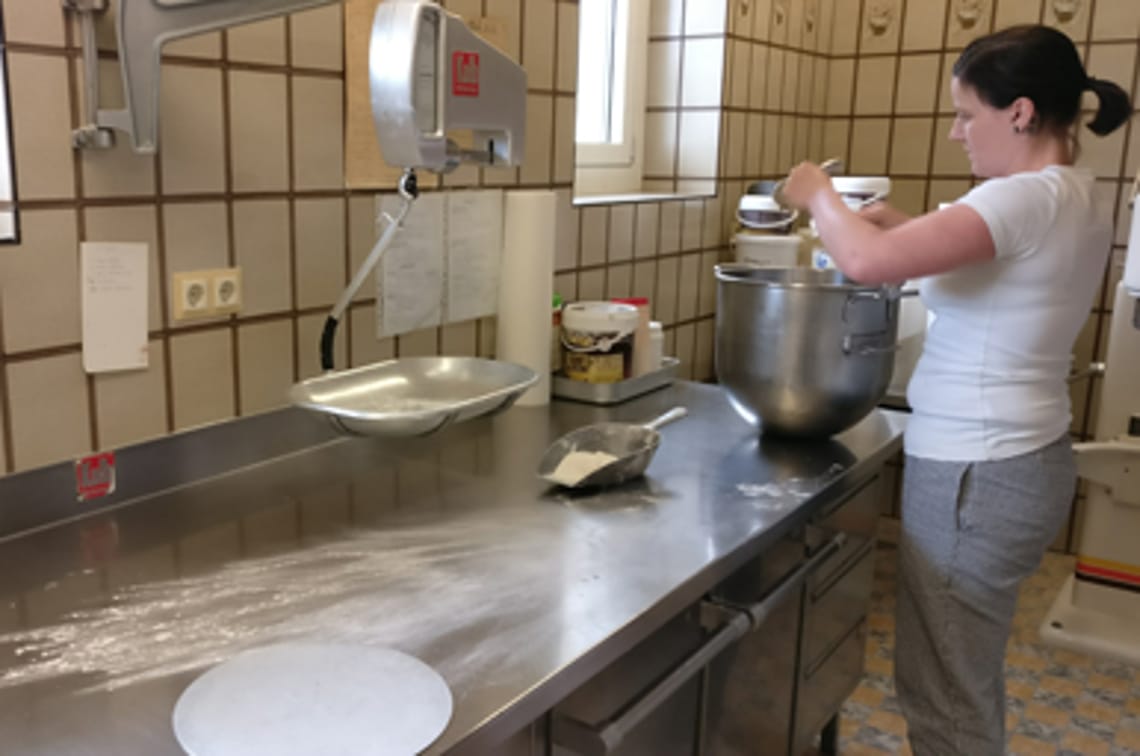 Produktion - Schritt 2 Zubereitung des Mayrhofner Adventengels