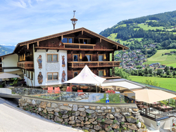 mys-Silvesterparty mit großem Feuerwerk-Hotel Kirchbichlhof