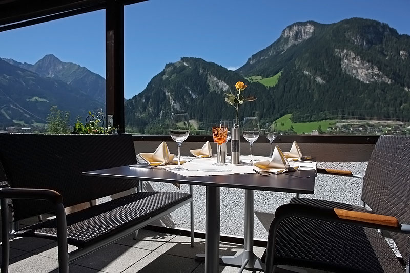 mys-Hotel Eckartauerhof - Restaurant-Terrasse