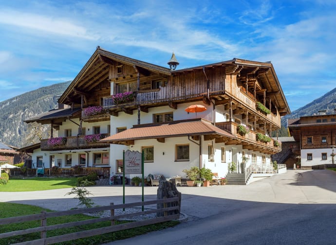 feratel-Aparthotel Landhaus Heim - Apart_Landhaus_Heim_Dorf_Haus_774_Mayrhofen_Haus_a