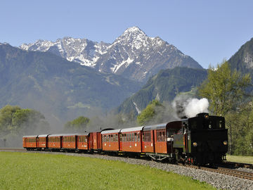 mys--steam train with Zillertaler mountains