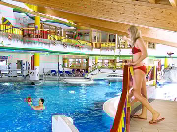 mhf-schwimmen-hallenbad-mayrhofen-foto-cicero-design-und-druck-gmbh ©Cicero Design & Druck GmbH