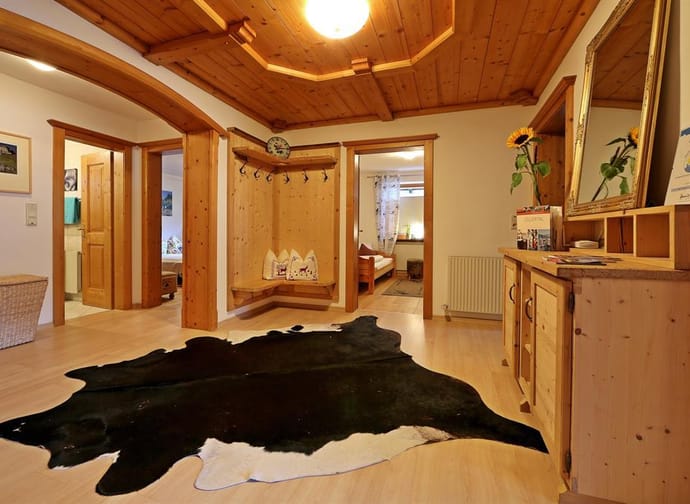 feratel-ALPEN Appartements Grinberg & Tristner - GRINBERG 95² Eingangsbereich