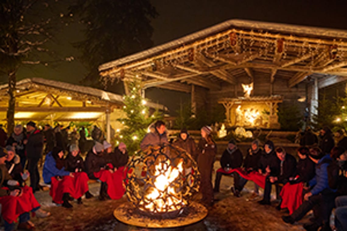 Mayrhofen Advent at the Waldfestplatz - at the fireplace Mayrhofen Advent at the Waldfestplatz - at the fireplace