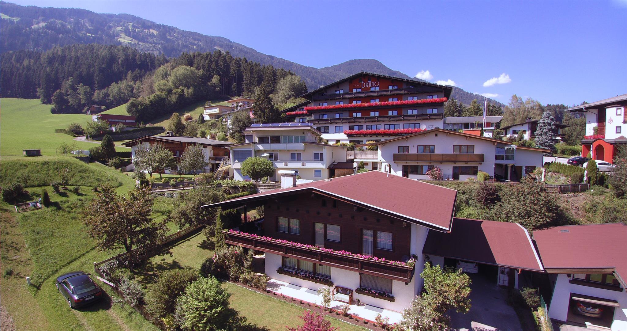 feratel-Ferienhaus Krismer - Ansicht_rechts