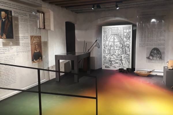 mys-Guieded museum tour in Hall-import_/media/catalog/product/5/d/5d0b2d37-275d-4cba-9ae4-c8b641c9b7ef.jpg