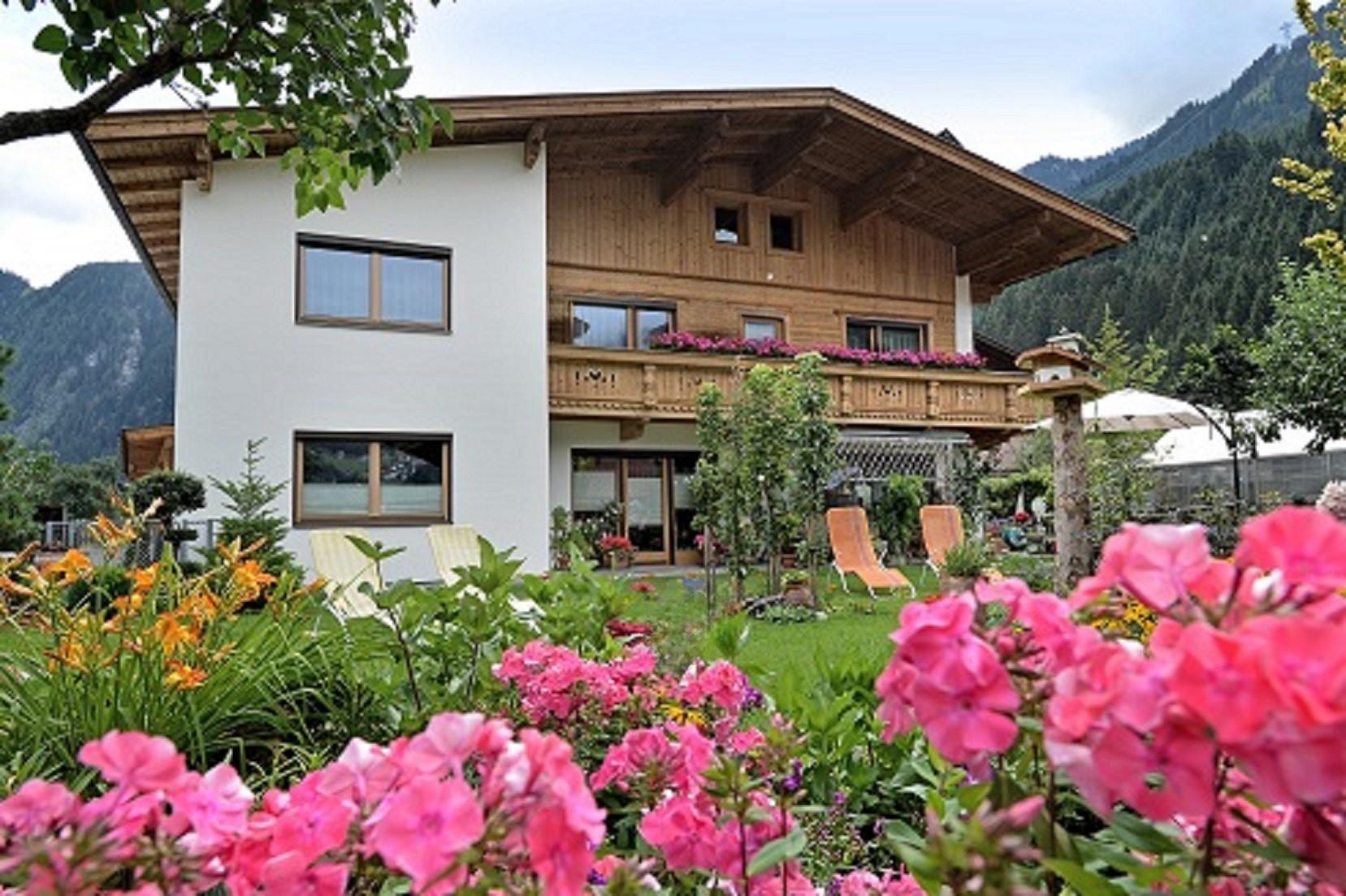 feratel-Bei-Hackler's-6290 Mayrhofen-Tuxerstrasse-749