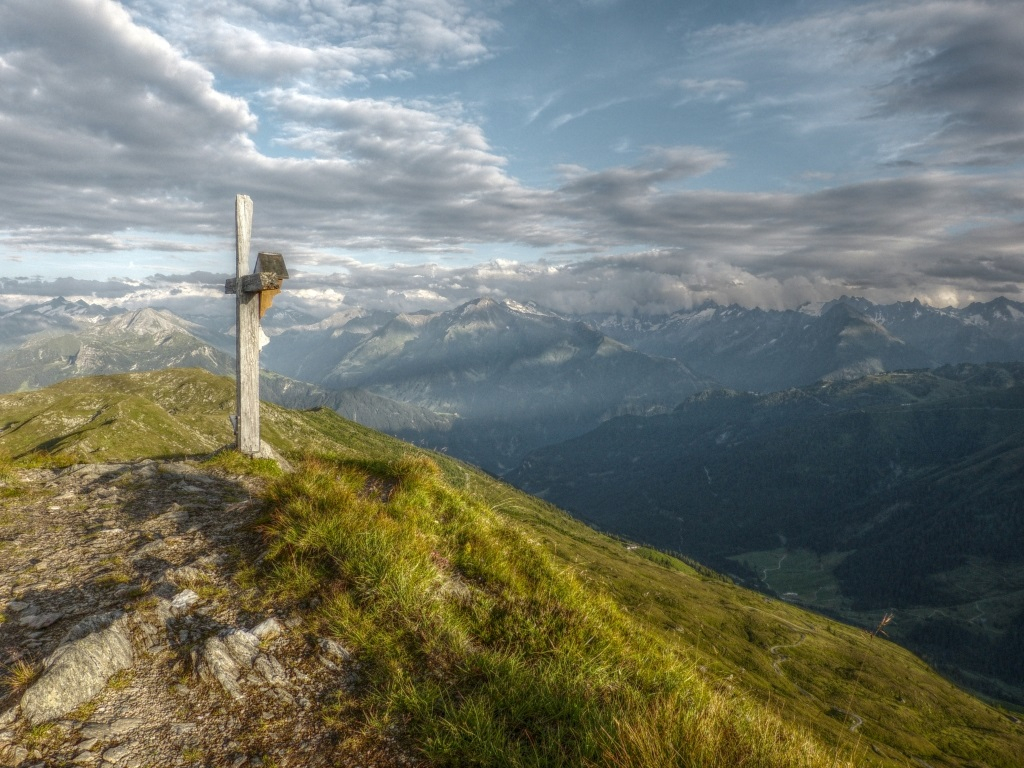 mys-2-summit tour on the Schwendberg-Media Upload