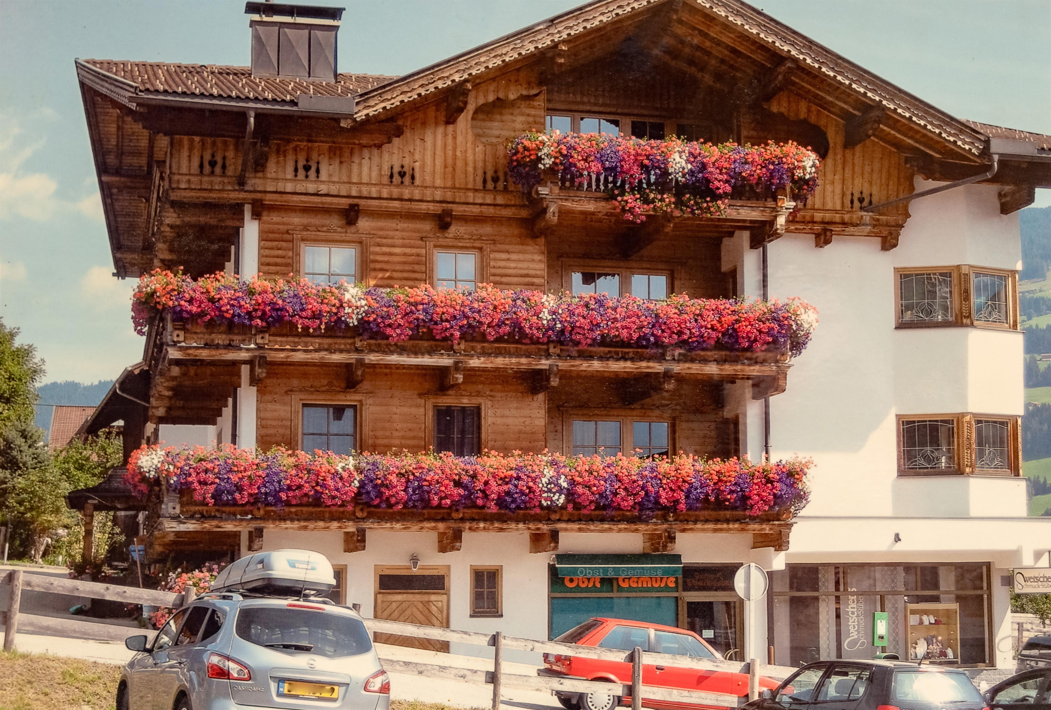 feratel-Appartement Zeunerhof - Appartement_Zeunerhof_Hauptstrasse_50_Fuegen_Haus_