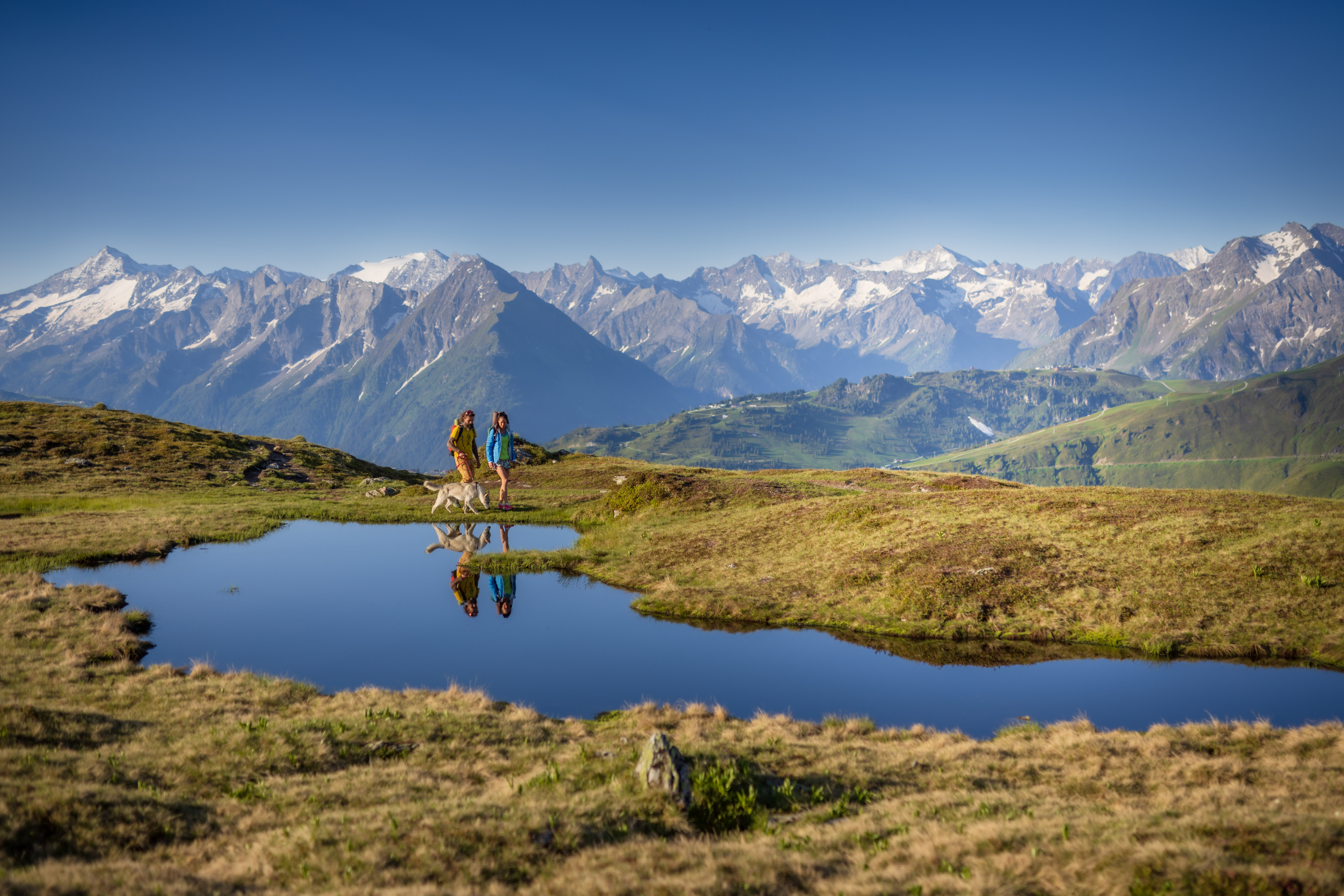 mys-WANDERN YOGA MEDITATION auf der Kasseler Hütte mit iam alpine retreats-Alpine Retreats