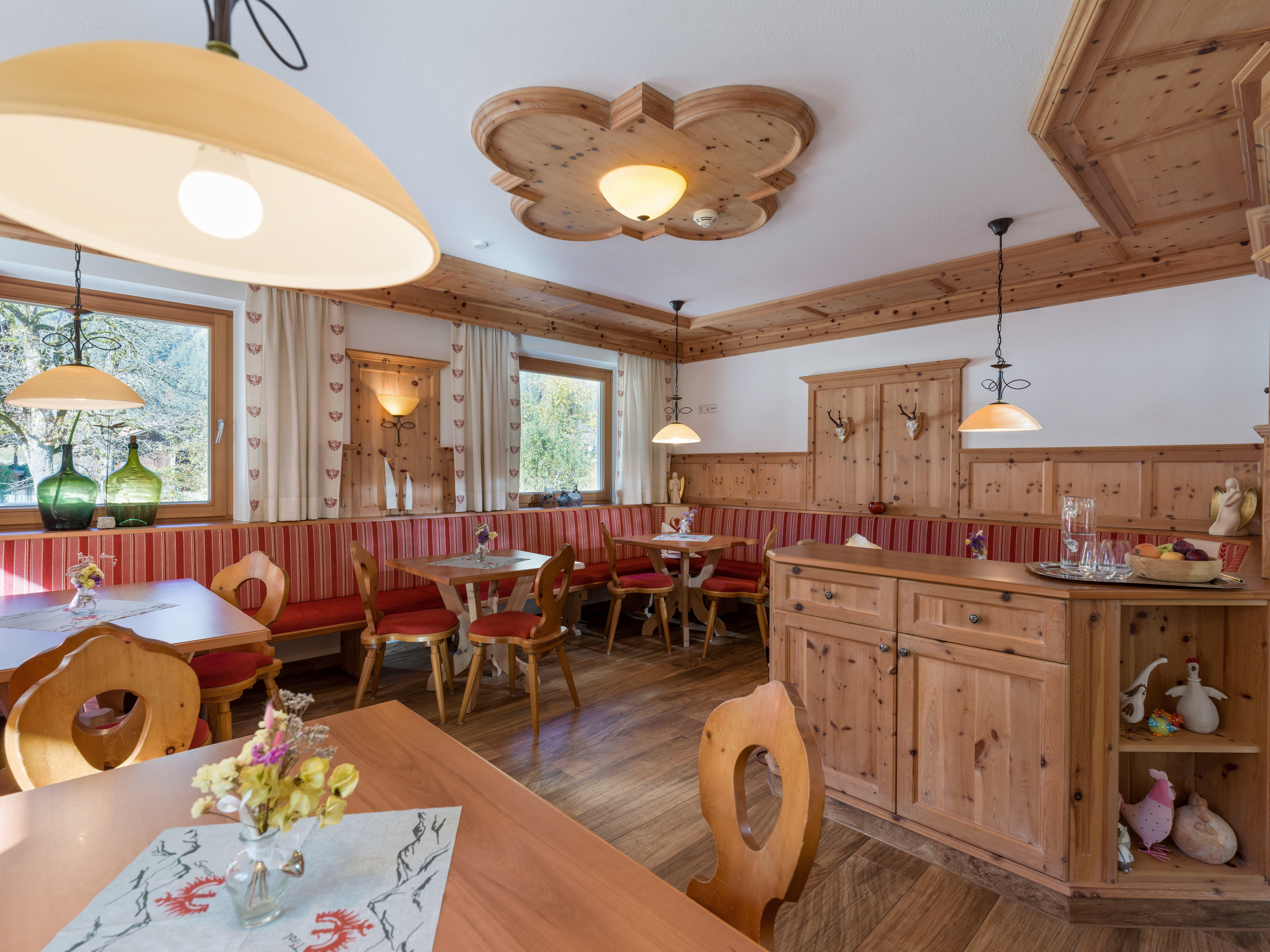 feratel-Aparthotel Landhaus Heim - Apart_Landhaus_Heim_Dorf_Haus_774_Mayrhofen_Stube