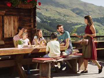 sommer-familienbiken-foto-zillertaltourismus-andre-schoenherr ©Zillertal Tourimus - Andre Schönherr