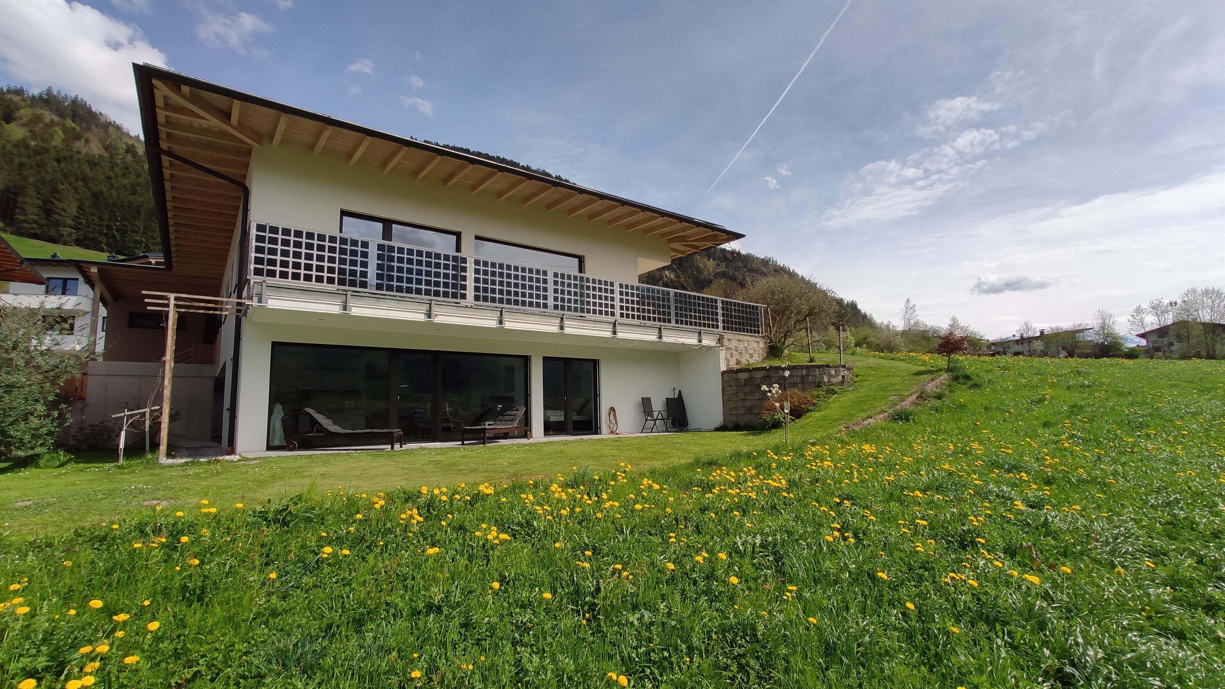 feratel-Apart Loris - garden summer