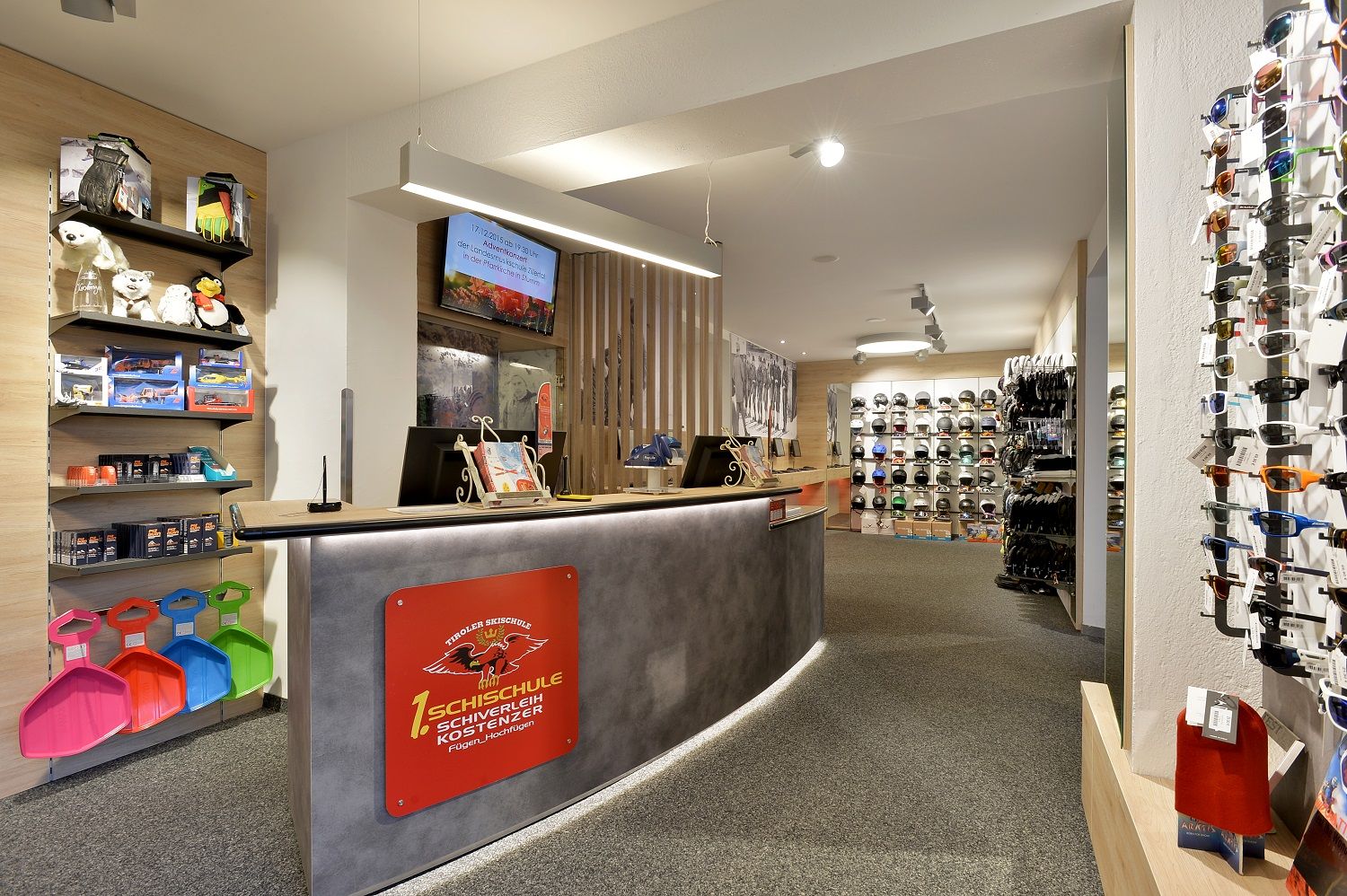 Skiverleih Sport Kostenzer Fügen