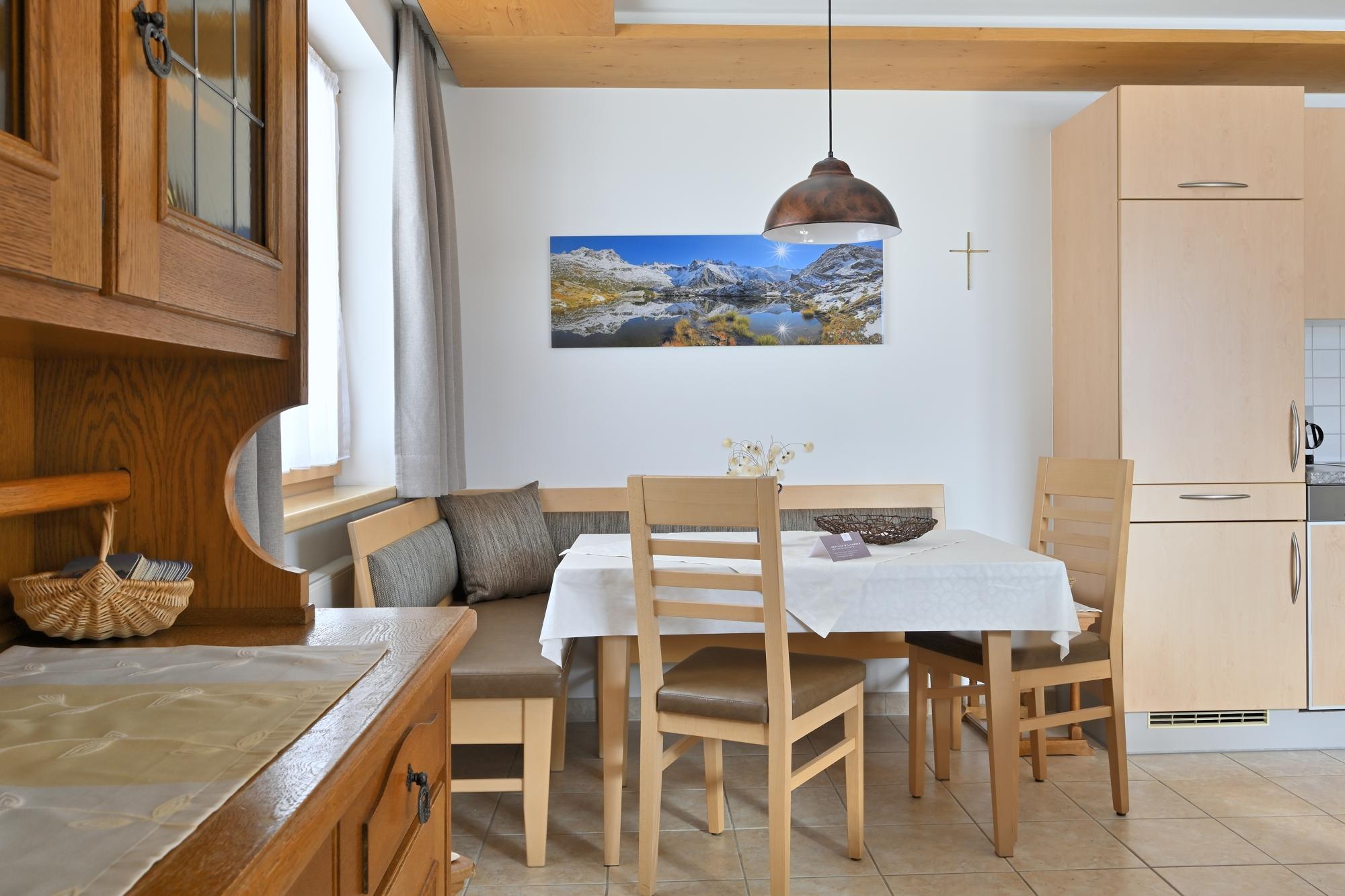 feratel-Ferienwohnung Mühlau - Sürth - Esstisch