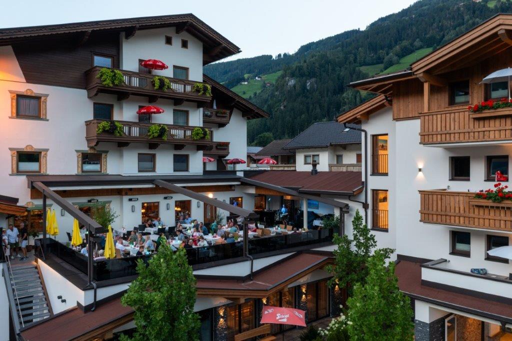 mys-Grillabend im Hotel Theresia  -Terrasse