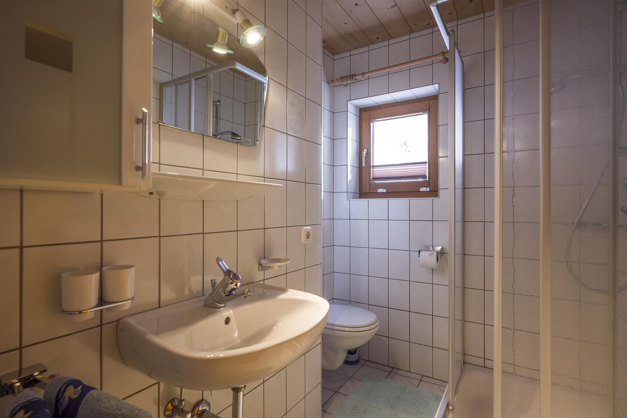 feratel-Ferienwohnung Unterperler - Badezimmer