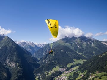 pixxio-action-sport-paragliding-foto-dominic-ebenbichler (15) ©Dominic Ebenbichler