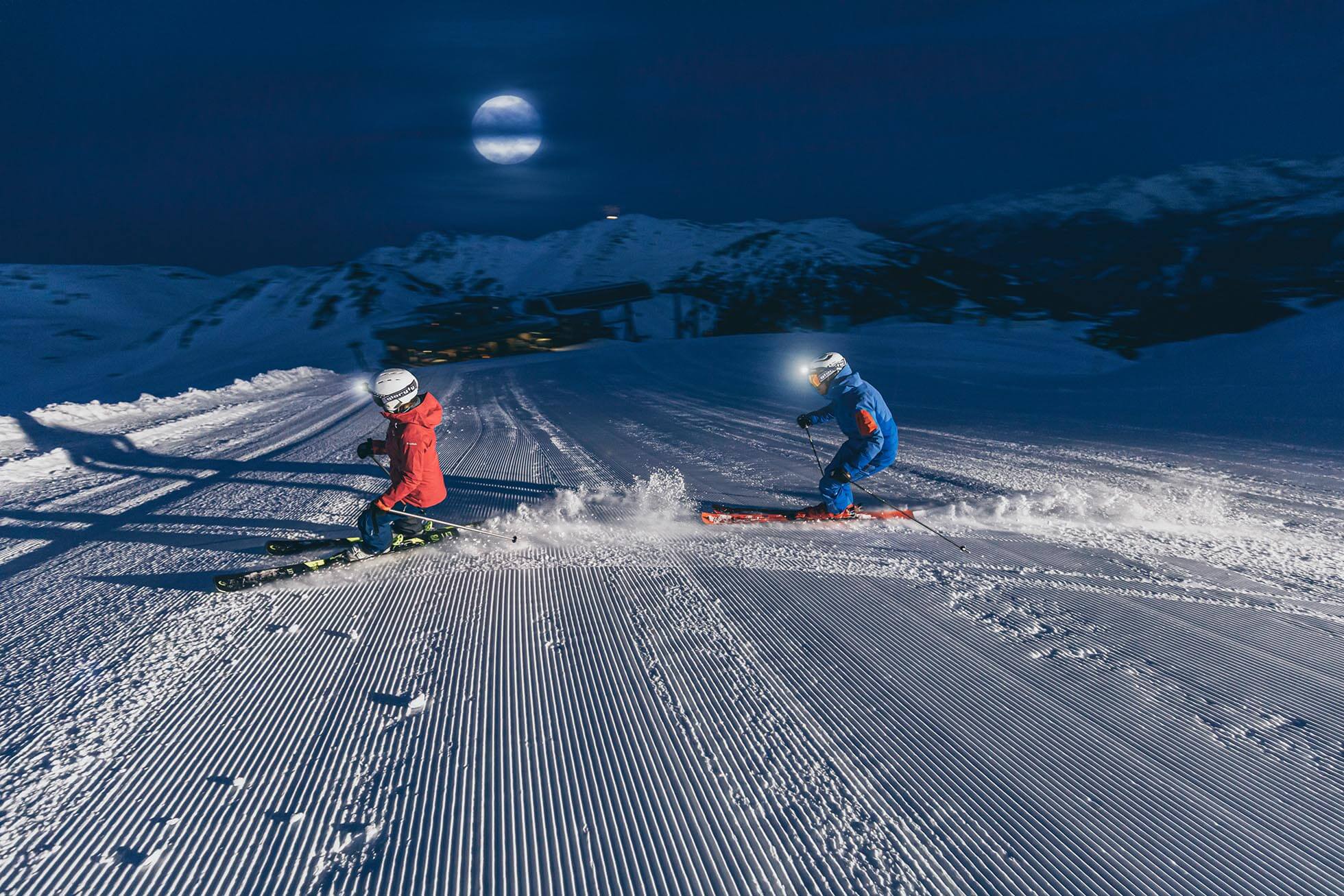 mys-Moonlight Skiing & Dinner-Moonlight Skiing in der Zillertal Arena